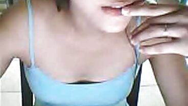 කණ්ඩායම් ස්කීට් වෙතින් සරාගී ආර්යා ෆේ සමඟ ප්‍රතිලෝම කව්ගර්ල් ඉස්කුරුප්පු ඇණ