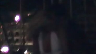 සිනෙමැටිකා වෙතින් ලස්සන වින්නා රීඩ් සමඟ දිගු කෙස් දර්ශනය