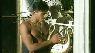 Scoreland වෙතින් පෙළඹෙන Talia Amanda සමග Saggy bang