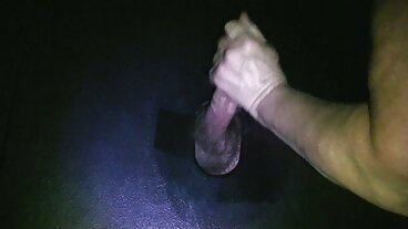 Mofos වෙතින් සරාගී මැසි මාක්ස් සමඟ ඇඳේ ස්මට් තුළ