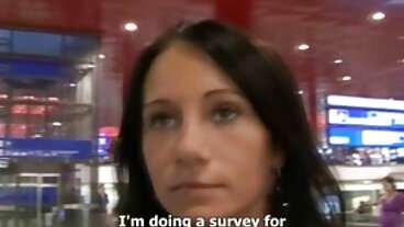 Dorcel Club වෙතින් අං සහිත Shalina Devine සමඟ වක්‍ර ක්‍රියාව