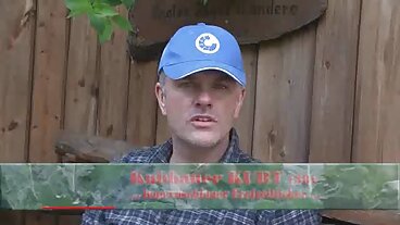 Tushy වෙතින් අපූරු Talia Mint සමඟ ගැඹුරු උගුරේ කාමුක දර්ශන