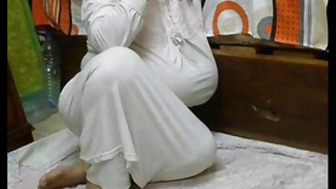 Perv City වෙතින් ලස්සන Halle Hayes සමඟ කුඩා වීඩියෝව