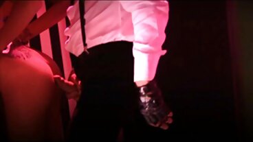 Nymfo හි නියම Jamie Jett සමඟ රැවුල කපන ලද චිත්රපටය