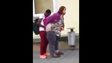 MYLF වෙතින් අලංකාර Penny Barber සමඟ මුඛ ඉස්කුරුප්පු ඇණ