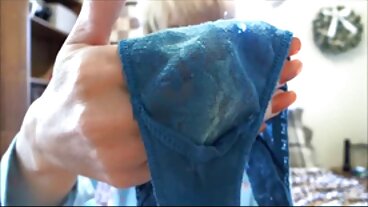 MYLF වෙතින් ලස්සන Skylar Snow සමග ස්වභාවික ටිට්ස් ඉස්කුරුප්පු