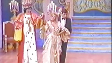 Cherry Pimps වෙතින් ලස්සන Kayla Paige සමඟ ආකර්ෂණීය දර්ශනය