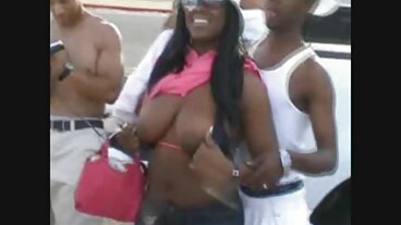 Bang Bros වෙතින් අං සහිත Susy Gala සමග උස් අඩි පාවහන්