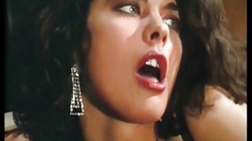 ස්කෝර්ලන්ඩ් වෙතින් ලස්සන ඩෙමී බ්ලේස් සමඟ ස්වයං වින්දනයේ චිත්‍රපටය