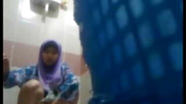 Scoreland වෙතින් සරාගී Alura Jenson සමඟ මිල්ෆ් චිත්‍රපටිය